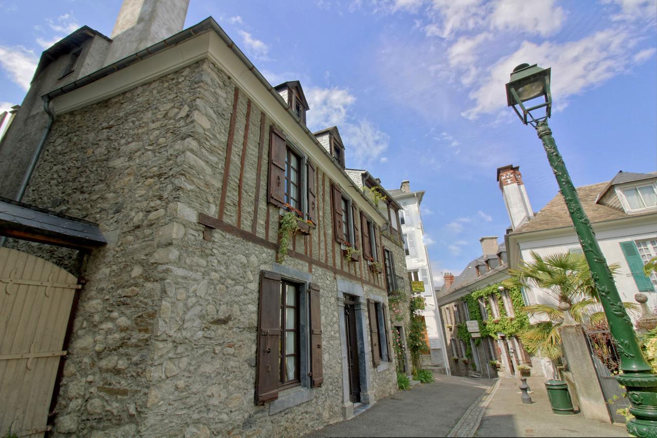 Logis Beau Site Hotel 3*