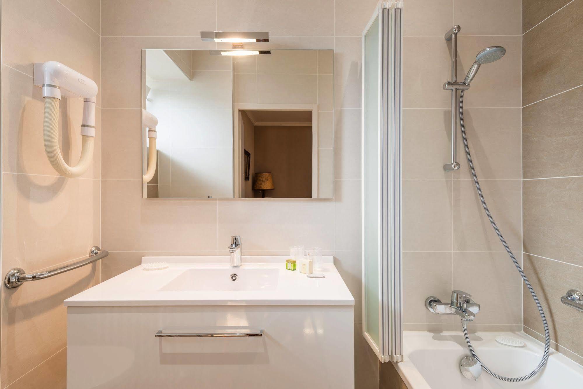 Hotel Logis Beau Site