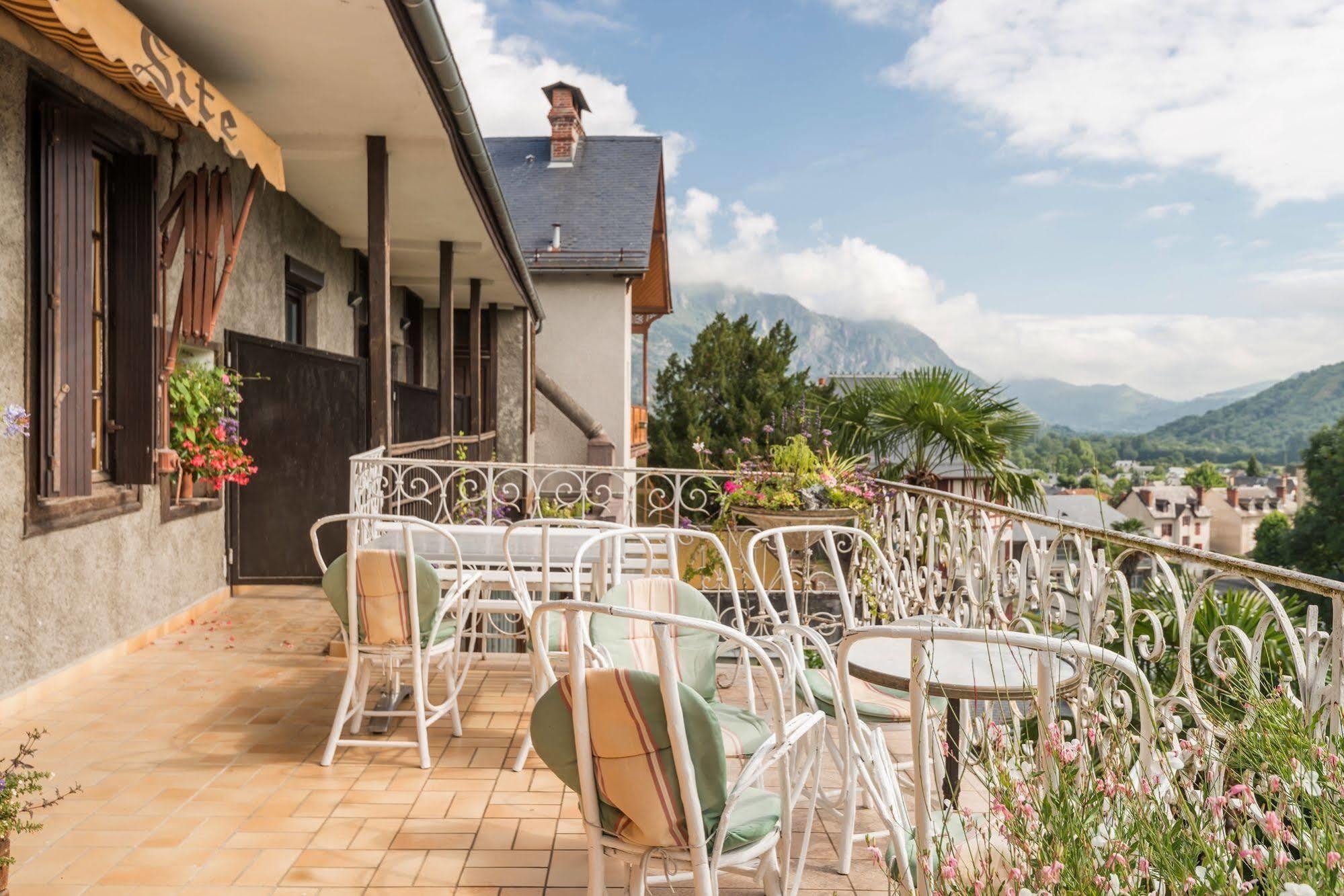 Hotel Logis Beau Site